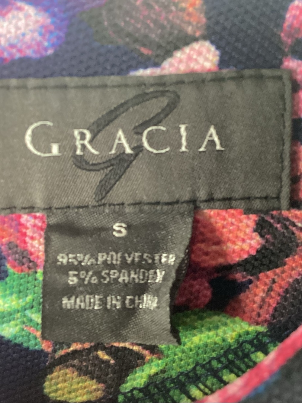 Gracia Floral Puff-Sleeve Top - Black with Multicolor Blooms - Picture 4 of 8
